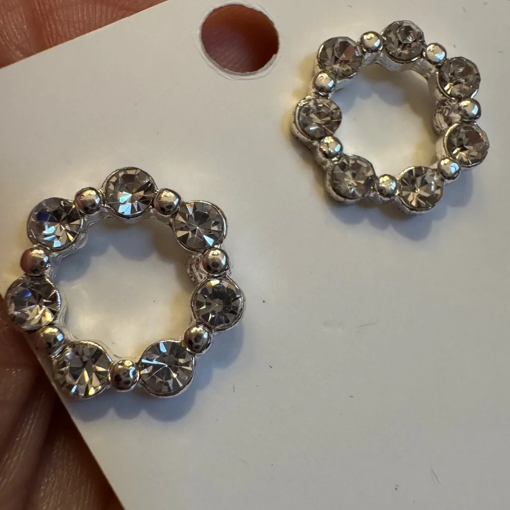 NEW SWAROVSKI Elegant Silver Crystal Post Earrings - Picture 2 of 4